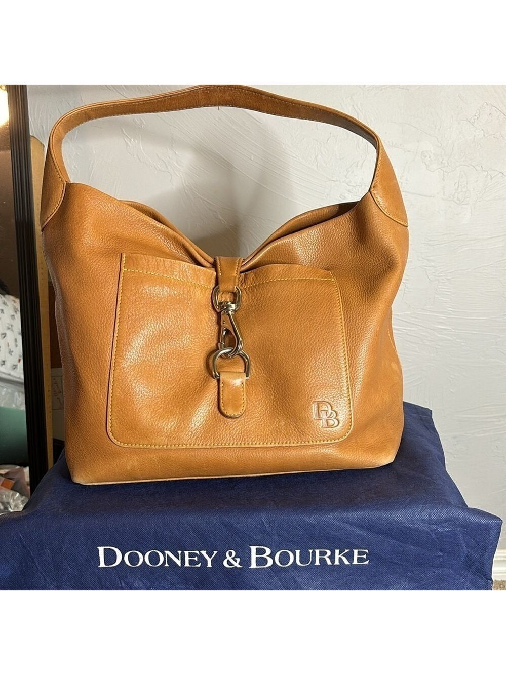 Dooney & Bourke Florentine Leather slouched Hobo bag
